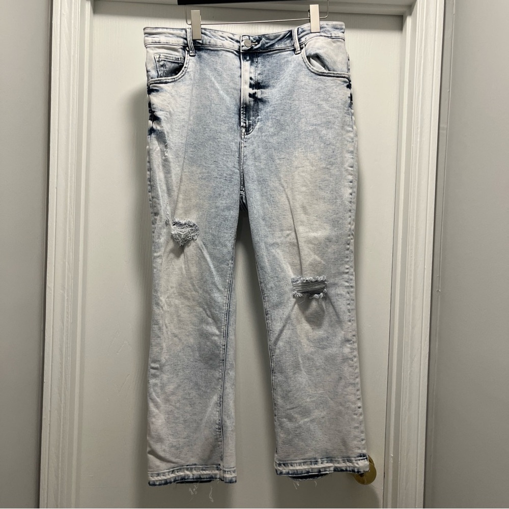 Risen Women's 3XL (38x26) Acid Wash Straight Leg Stretch Denim Jeans Distressed